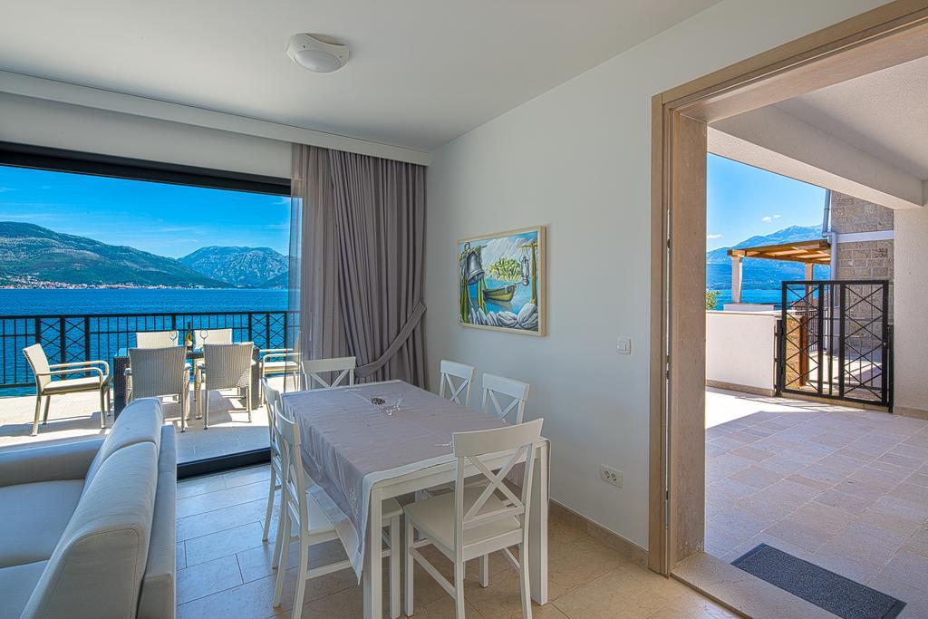 Villa Krasici Тиват Екстериор снимка
