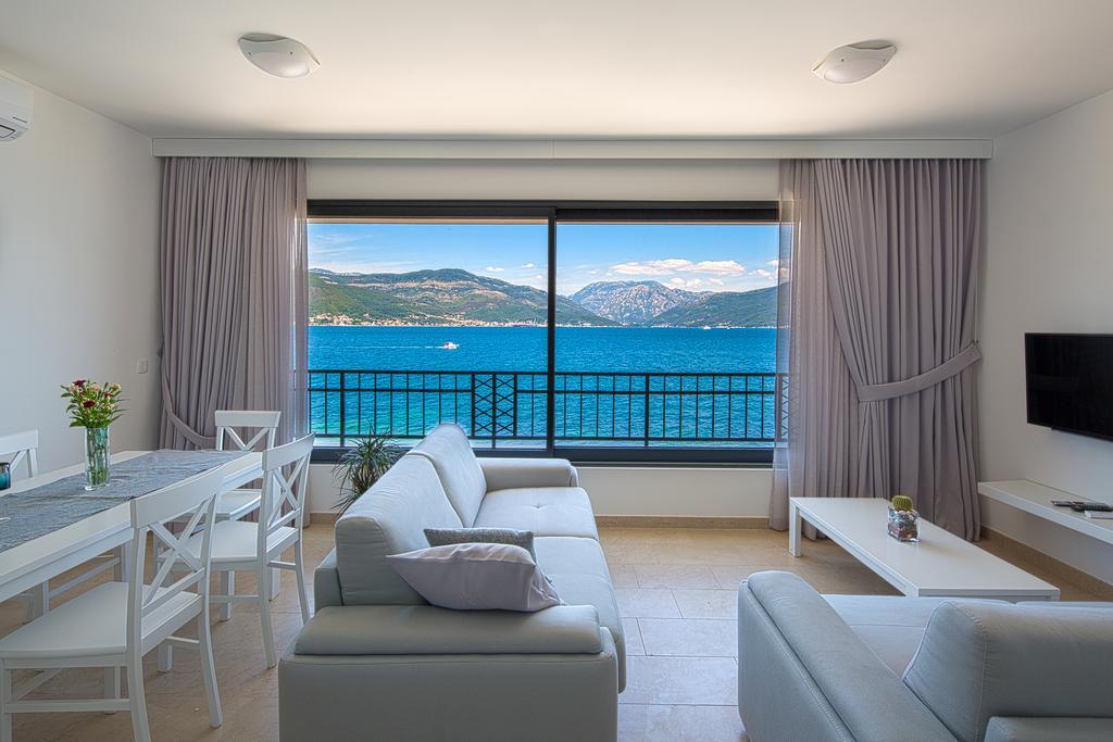 Villa Krasici Тиват Екстериор снимка
