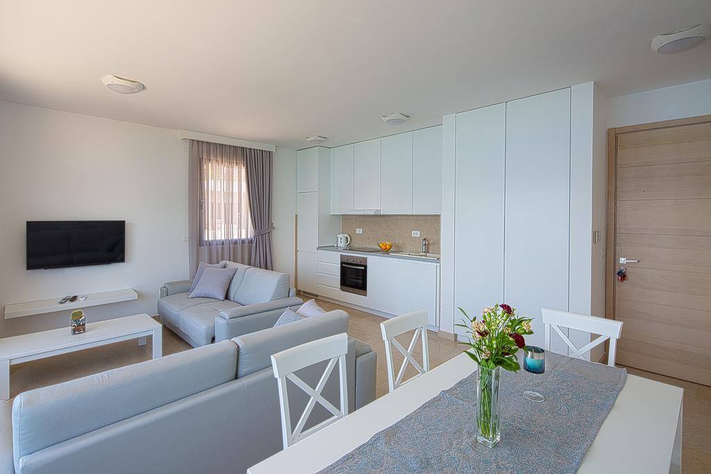 Villa Krasici Тиват Екстериор снимка