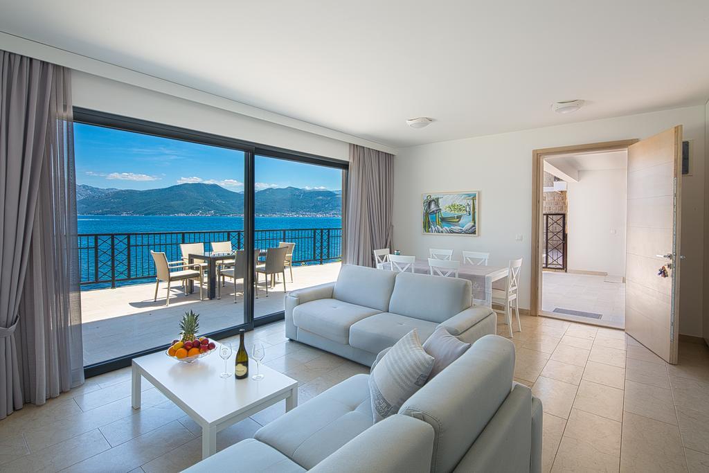 Villa Krasici Тиват Екстериор снимка