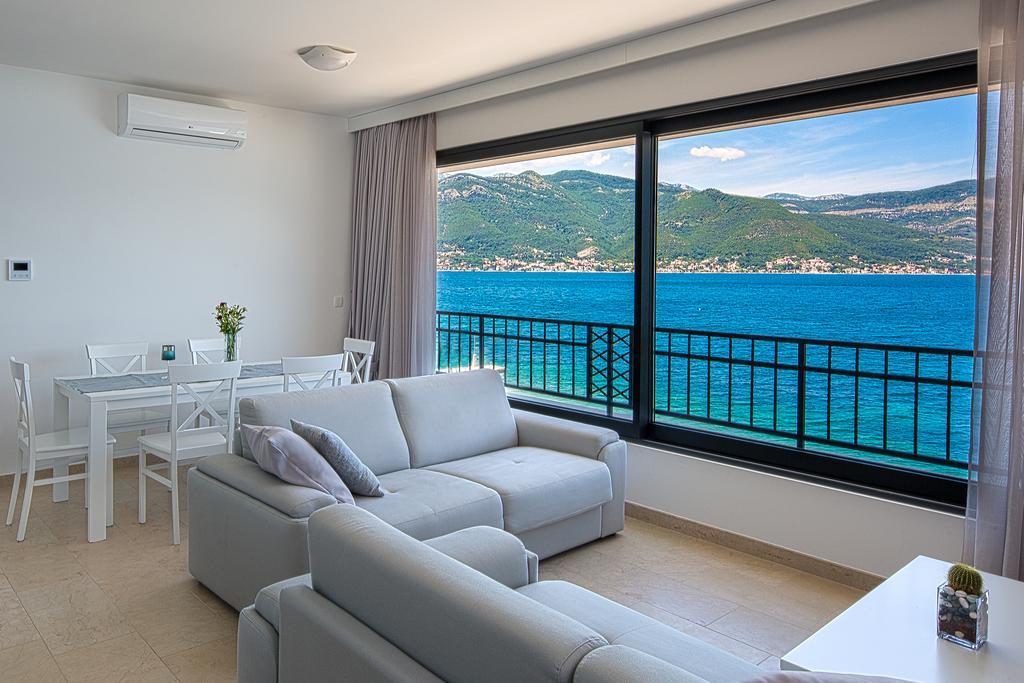 Villa Krasici Тиват Екстериор снимка
