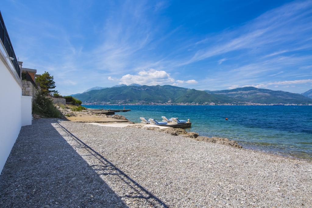 Villa Krasici Тиват Екстериор снимка