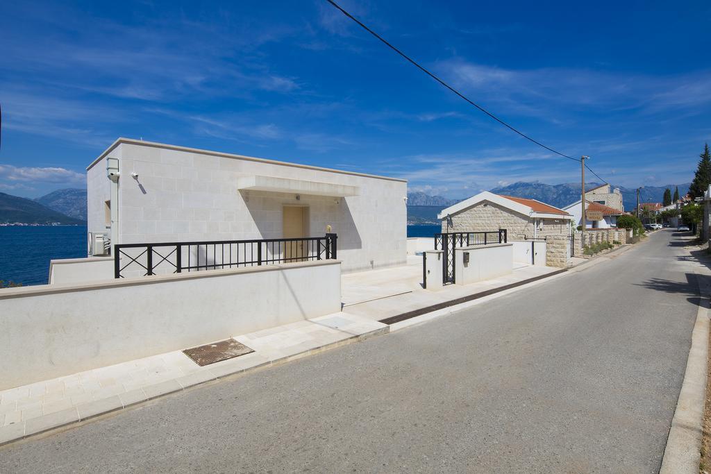 Villa Krasici Тиват Екстериор снимка